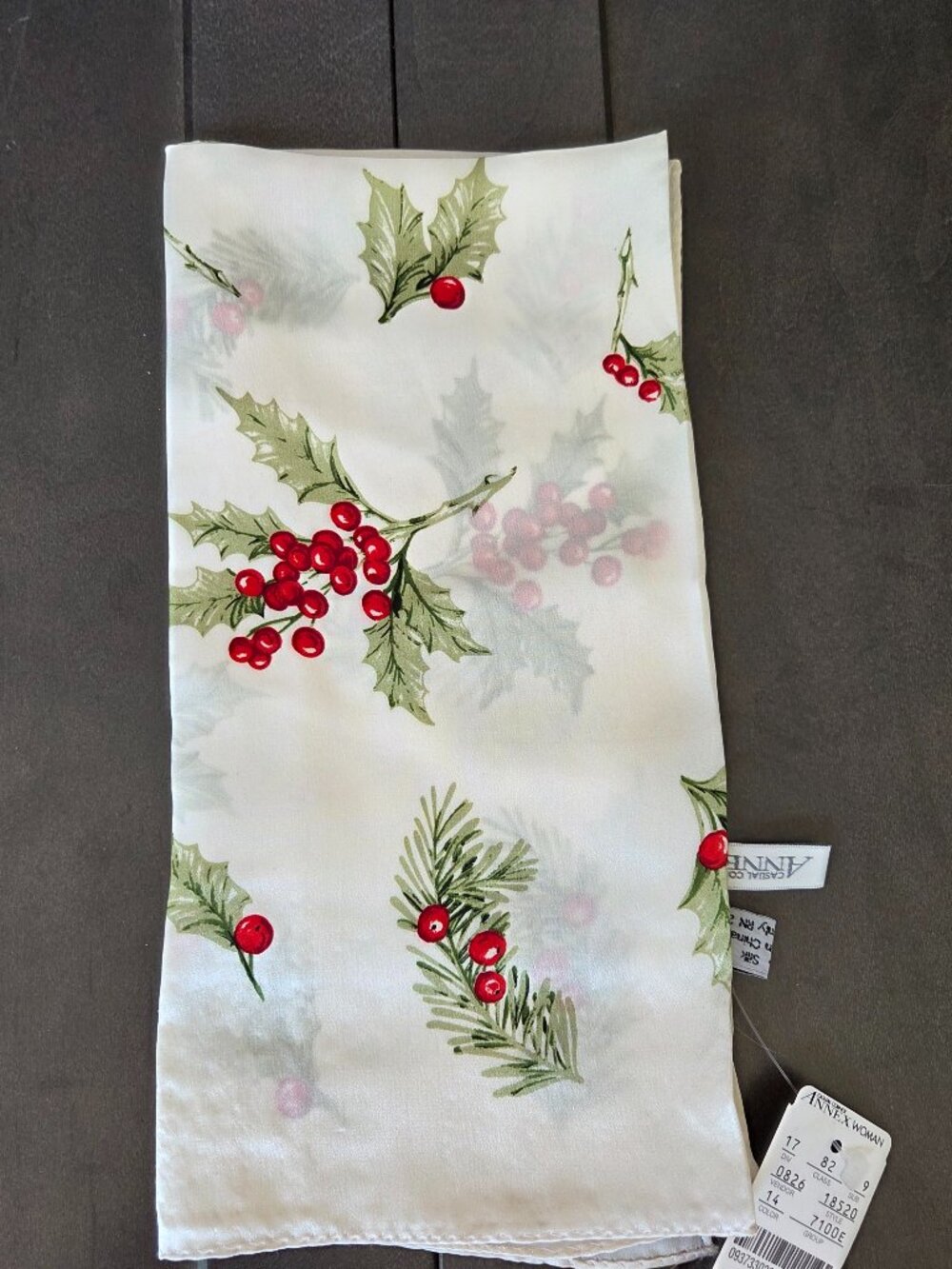 Vintage Casual Corner Annex Beautiful Hollyberry Silk Scarf/ Christmas Gift NWT